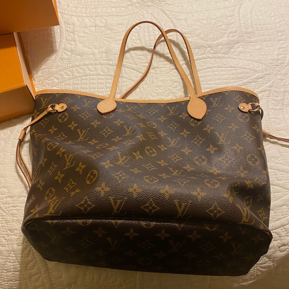 Louis Vuitton Neverfull MM